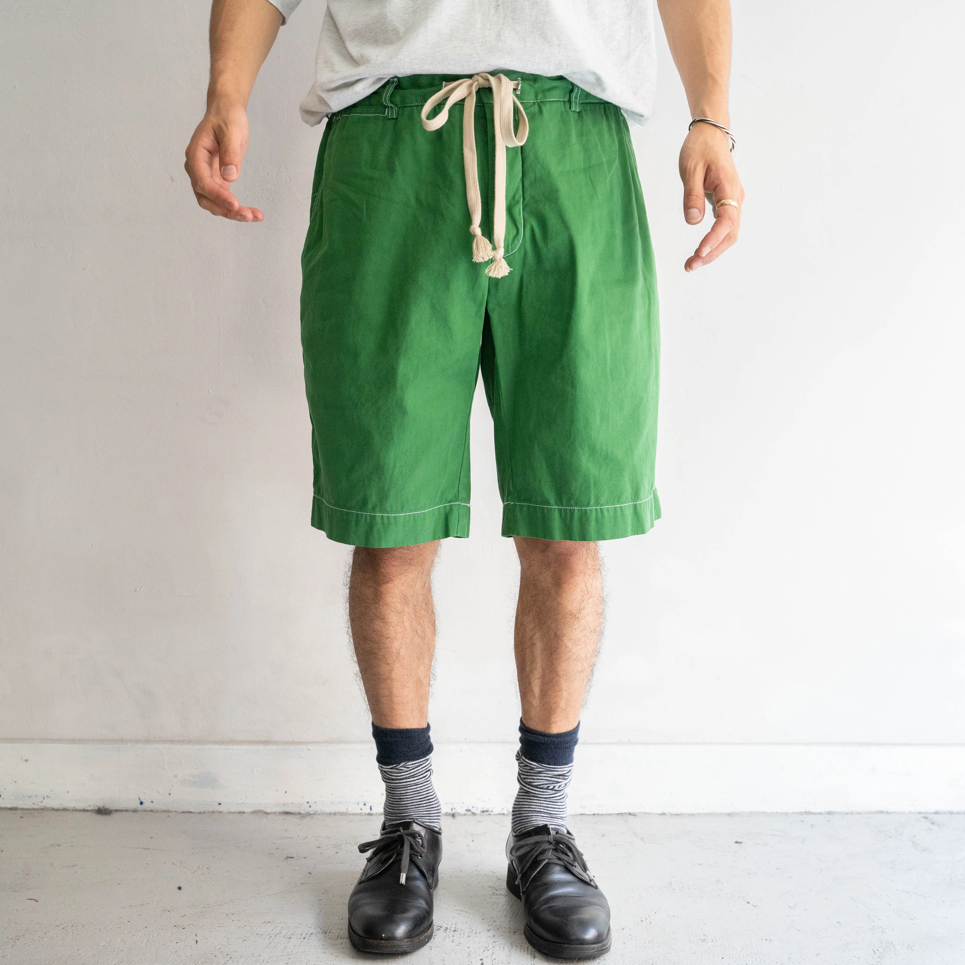 1990s Ralph Lauren green color chino shorts ’with waist cord remake'