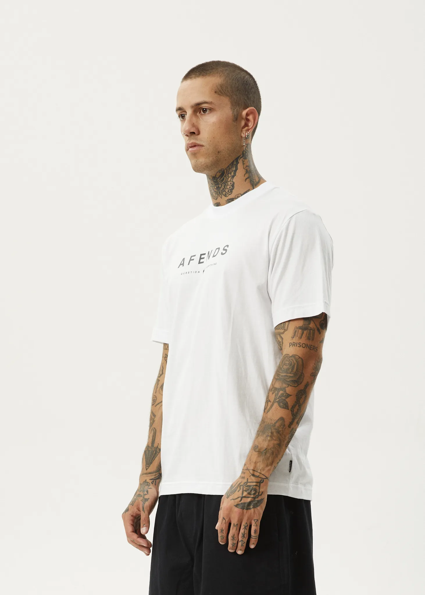 AFENDS Mens Thrown Out - Retro Fit Tee - White / Black