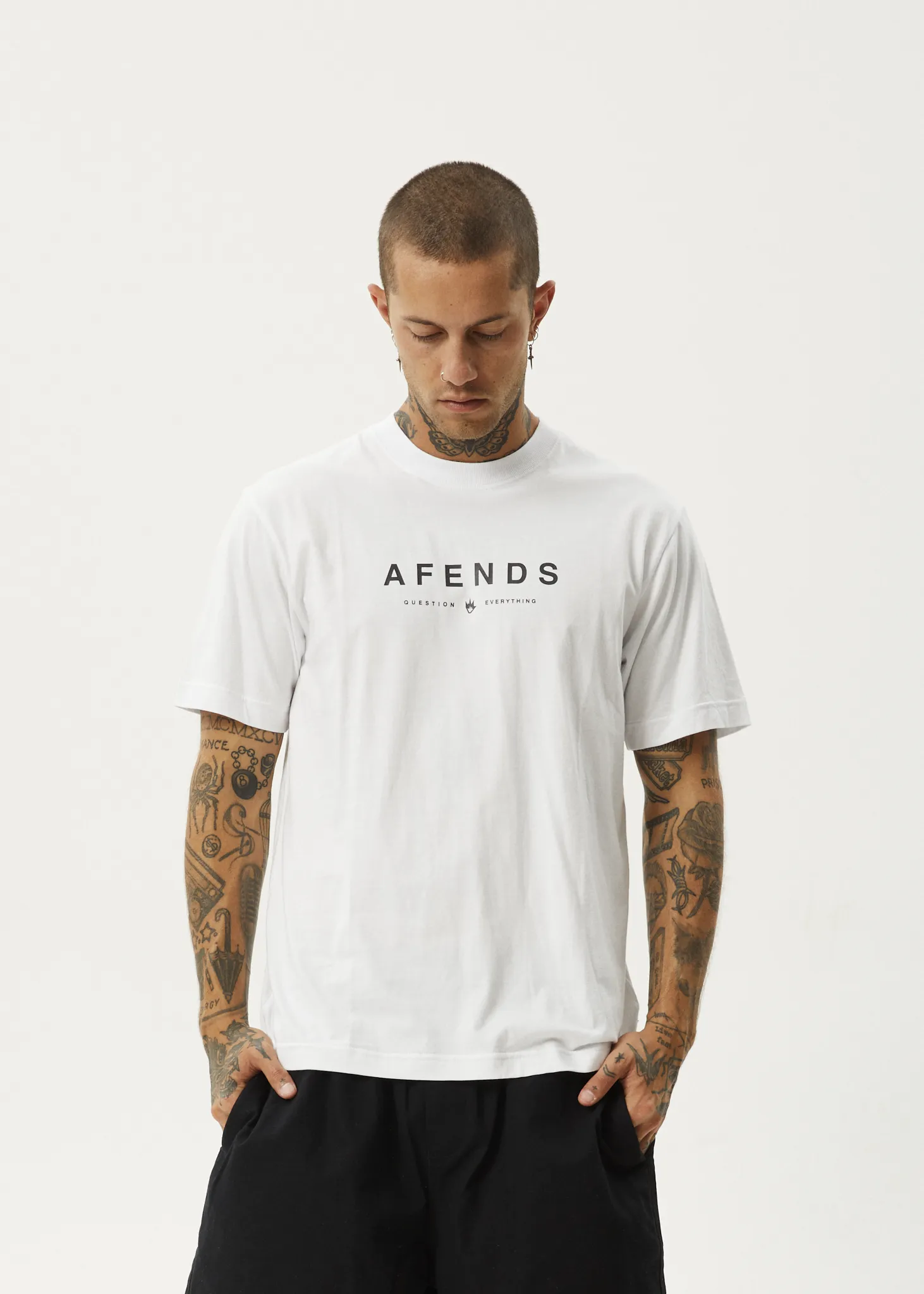 AFENDS Mens Thrown Out - Retro Fit Tee - White / Black