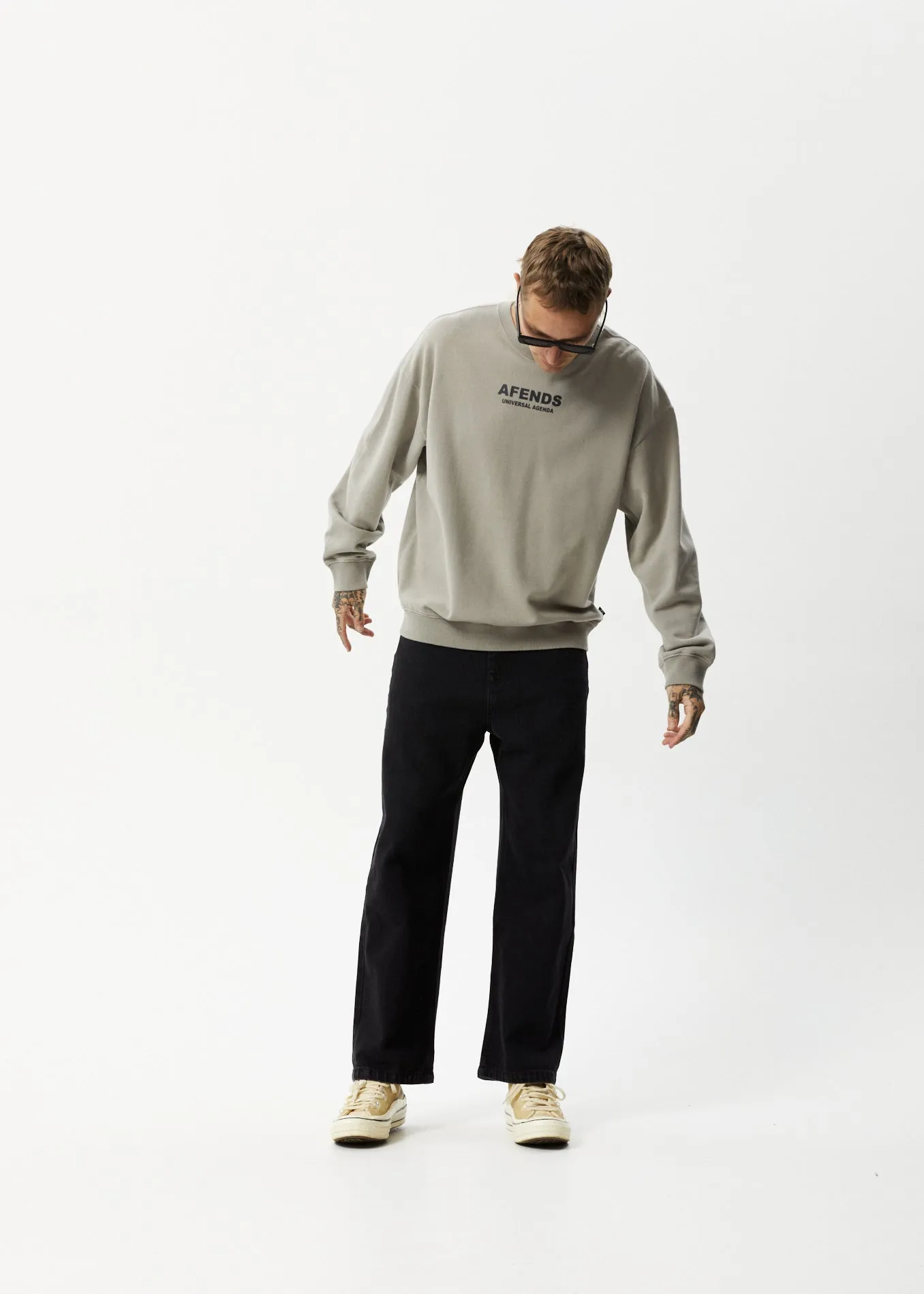 AFENDS Mens Universal - Crew Neck Jumper - Olive