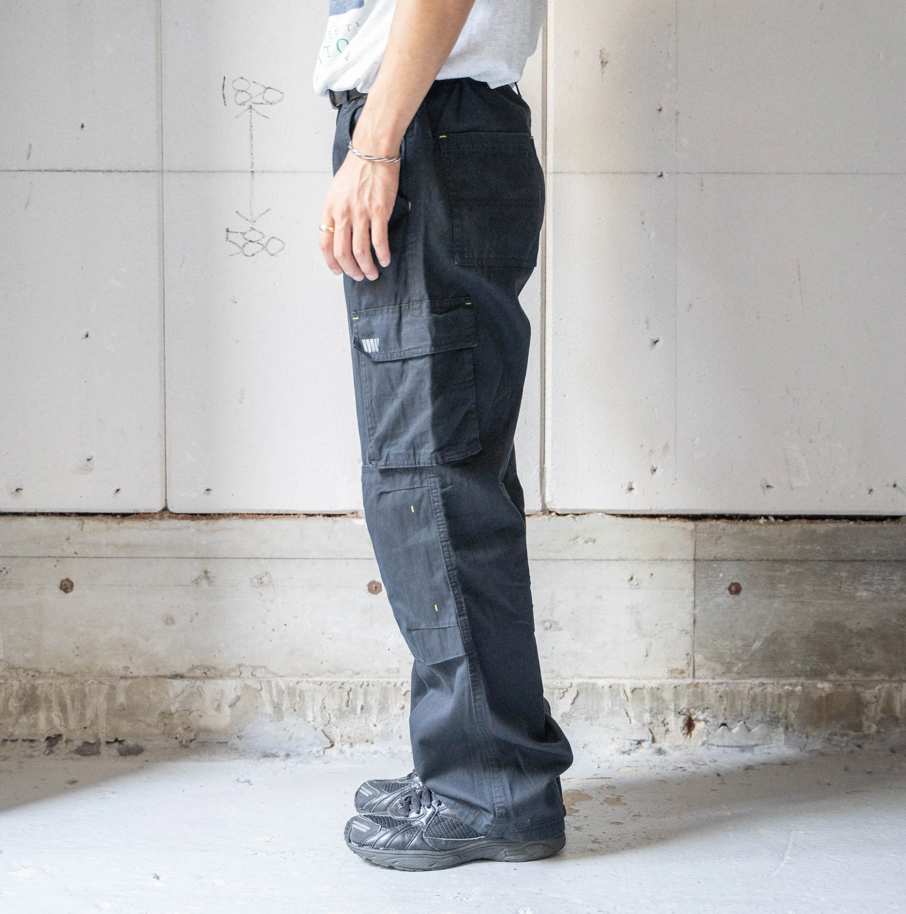 around 1990s black color cargo work pants -good gimmick-