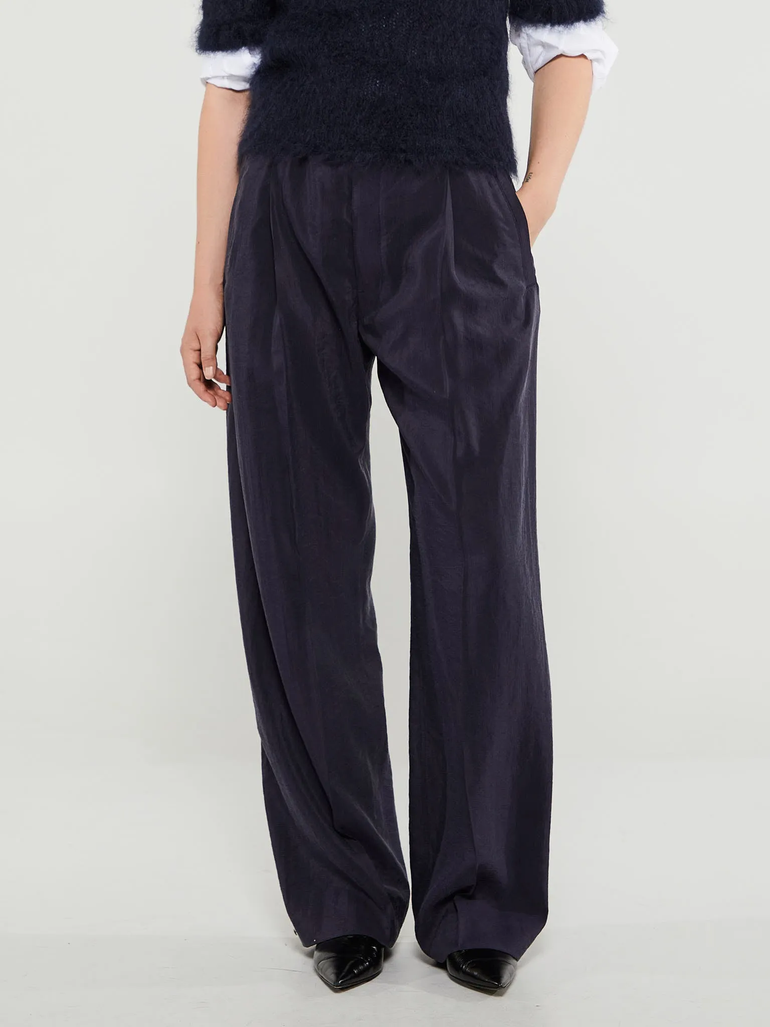 Belted Relaxed Pants in Midnight Violet