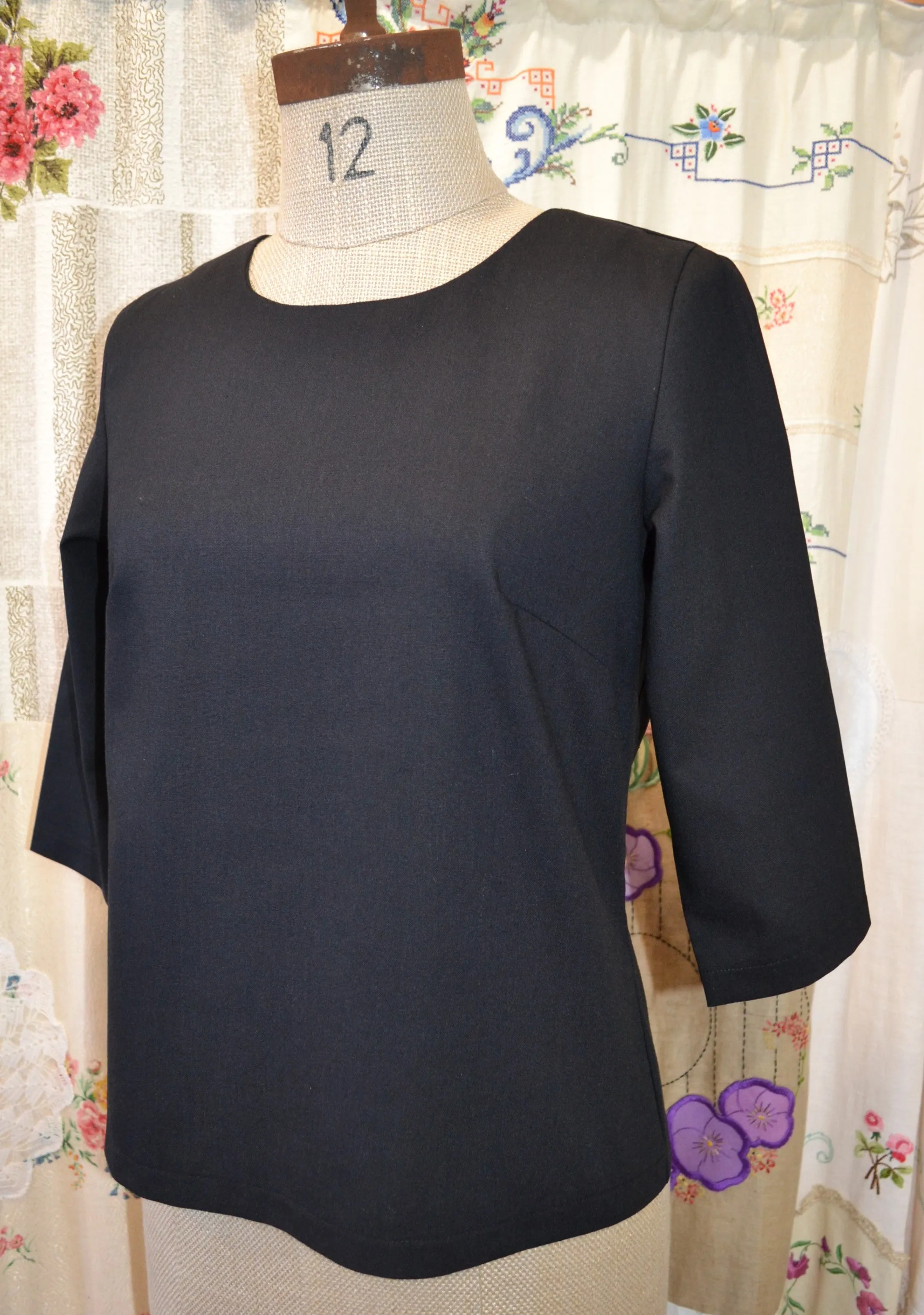 Berserk Black Linen blend  Keyhole Top