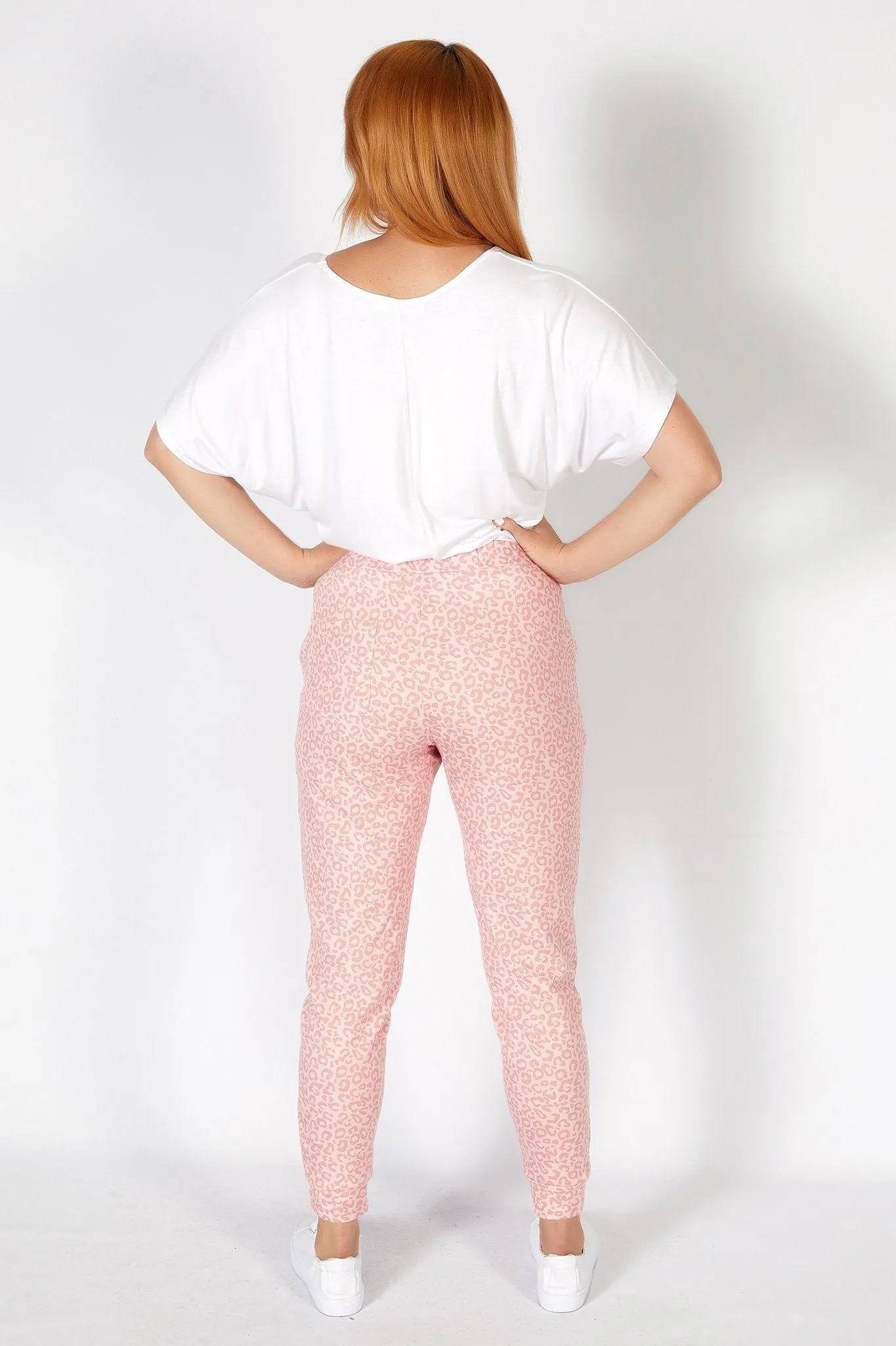 Betty Basics Lindsay Jogger in Pink Ocelot