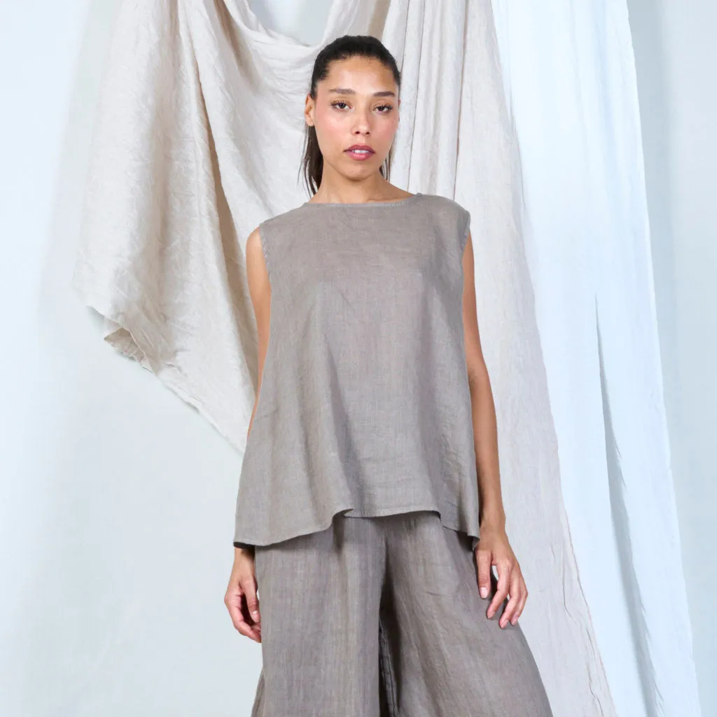 Buttoned linen vest with asymmetric hem wholesale