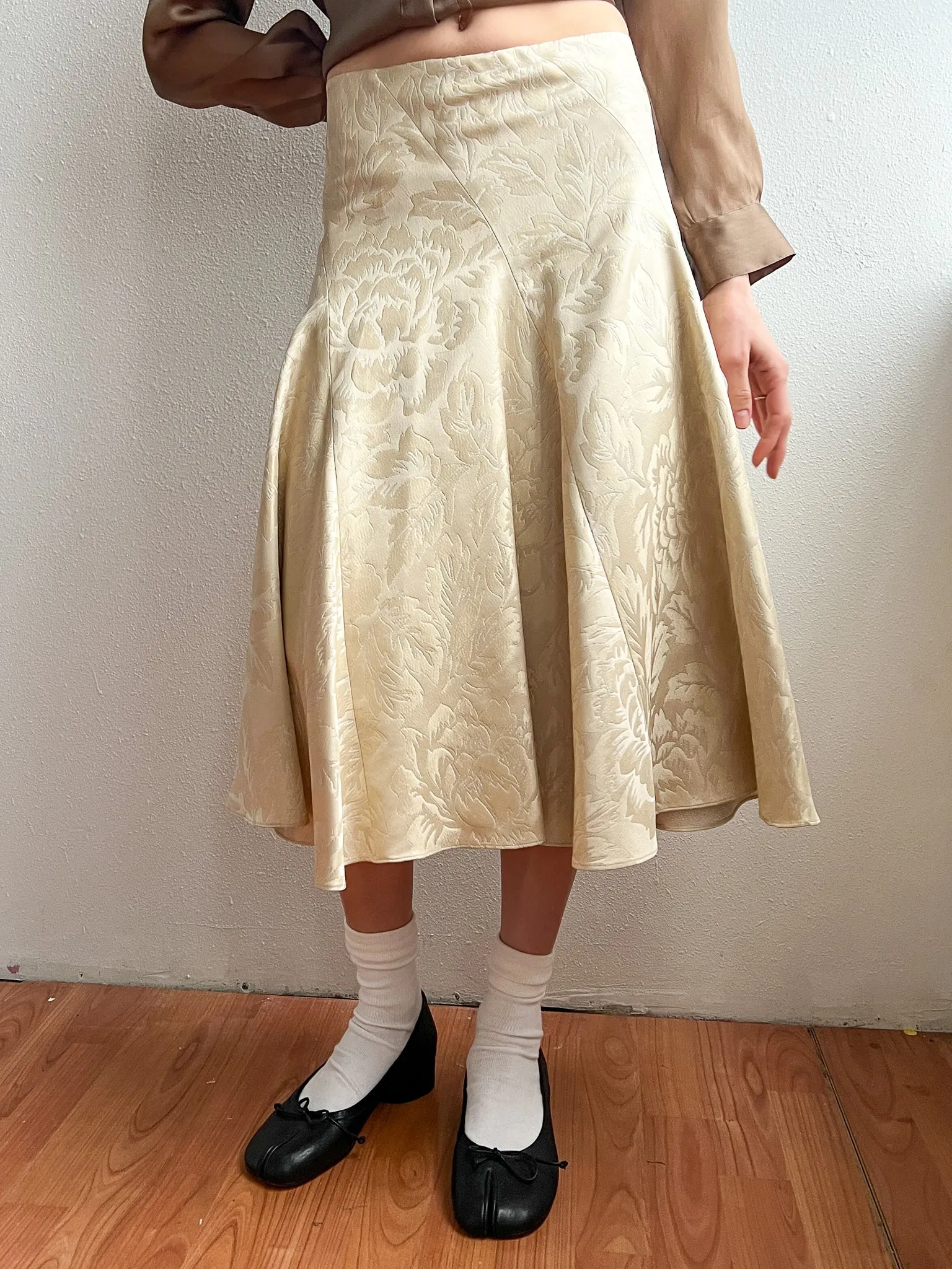 Donna Karan Cream Brocade Skirt (S)