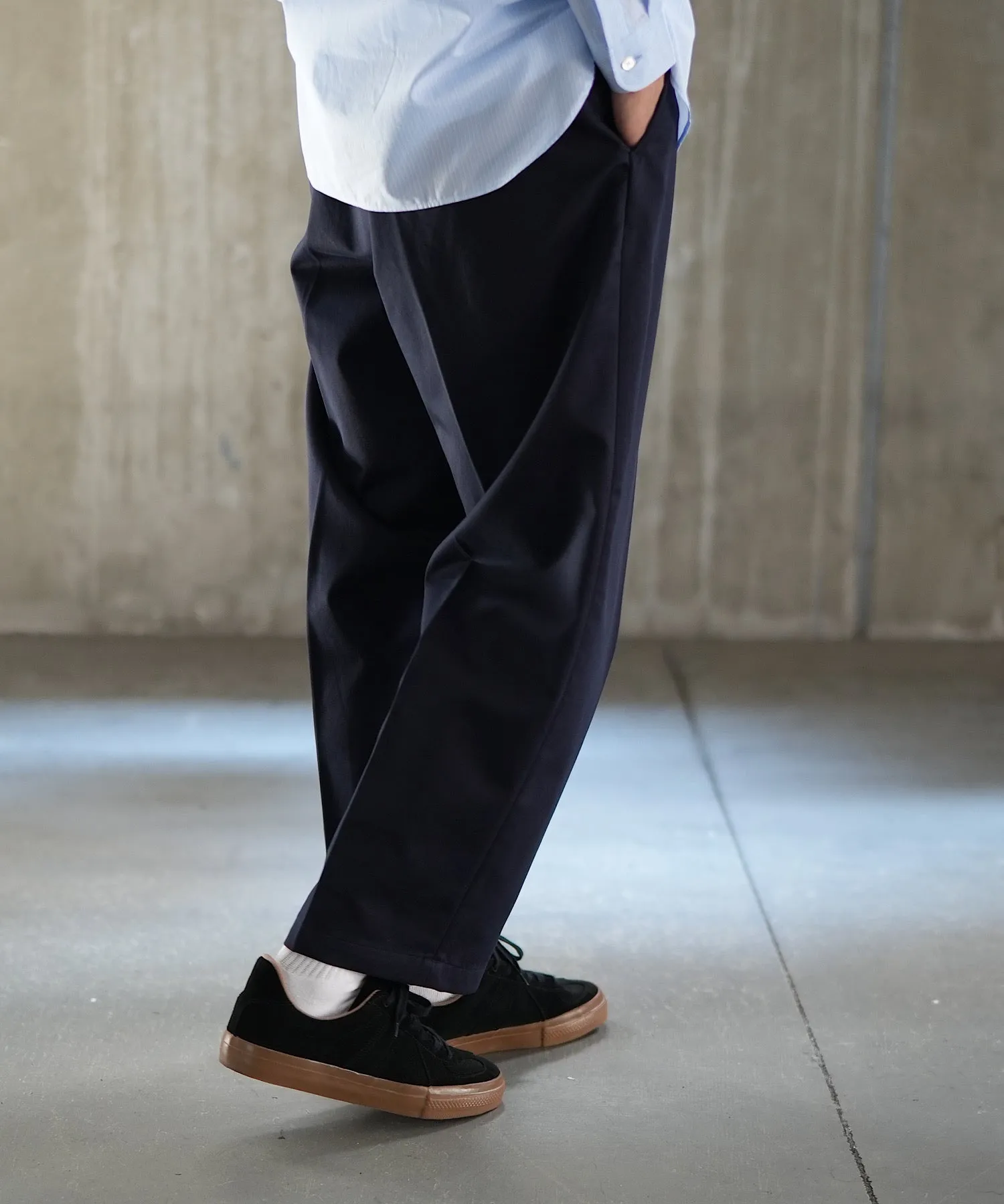 Easy Wide Tapered Pants "NAVY"