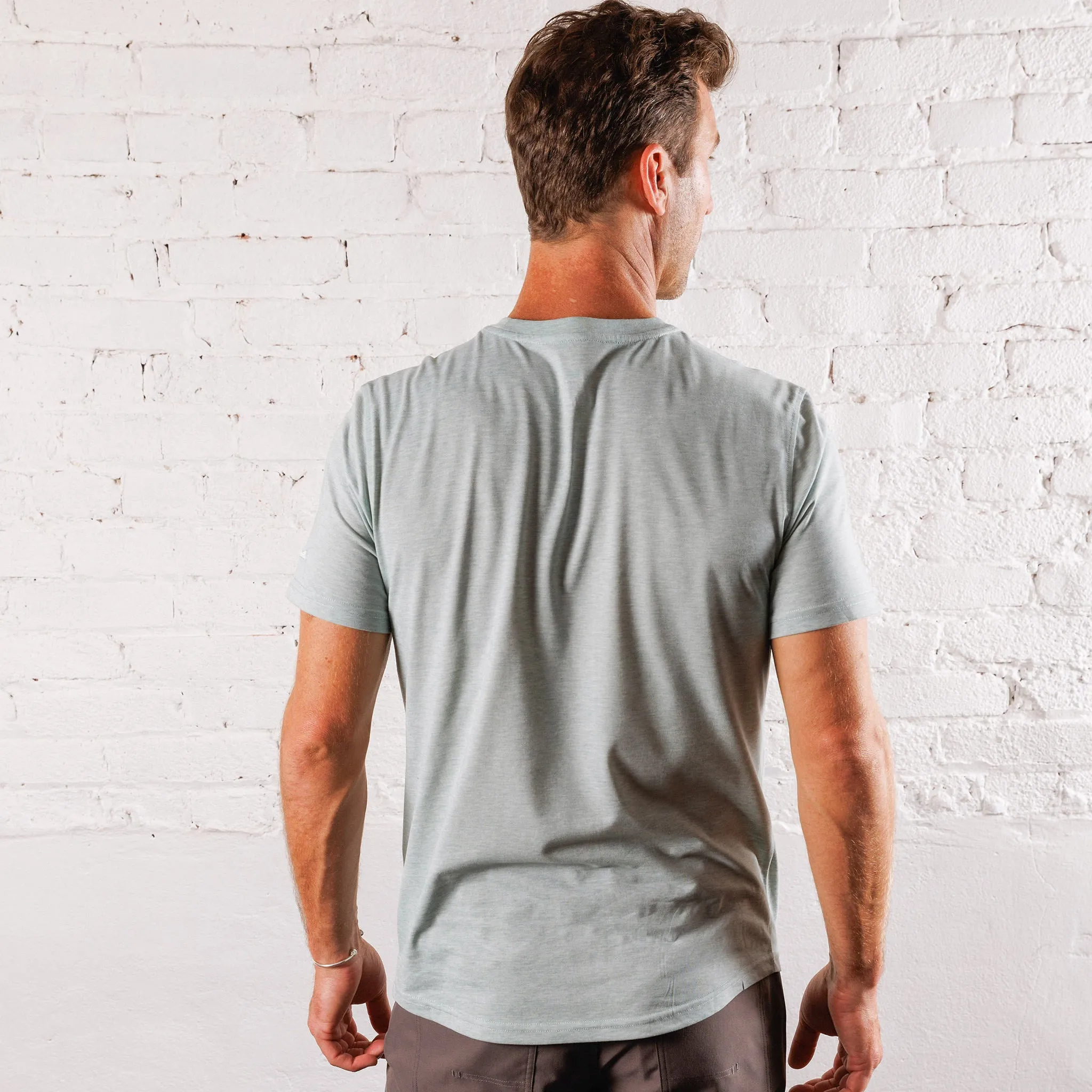 Everyday Tee with Pocket in Heather Gray Green