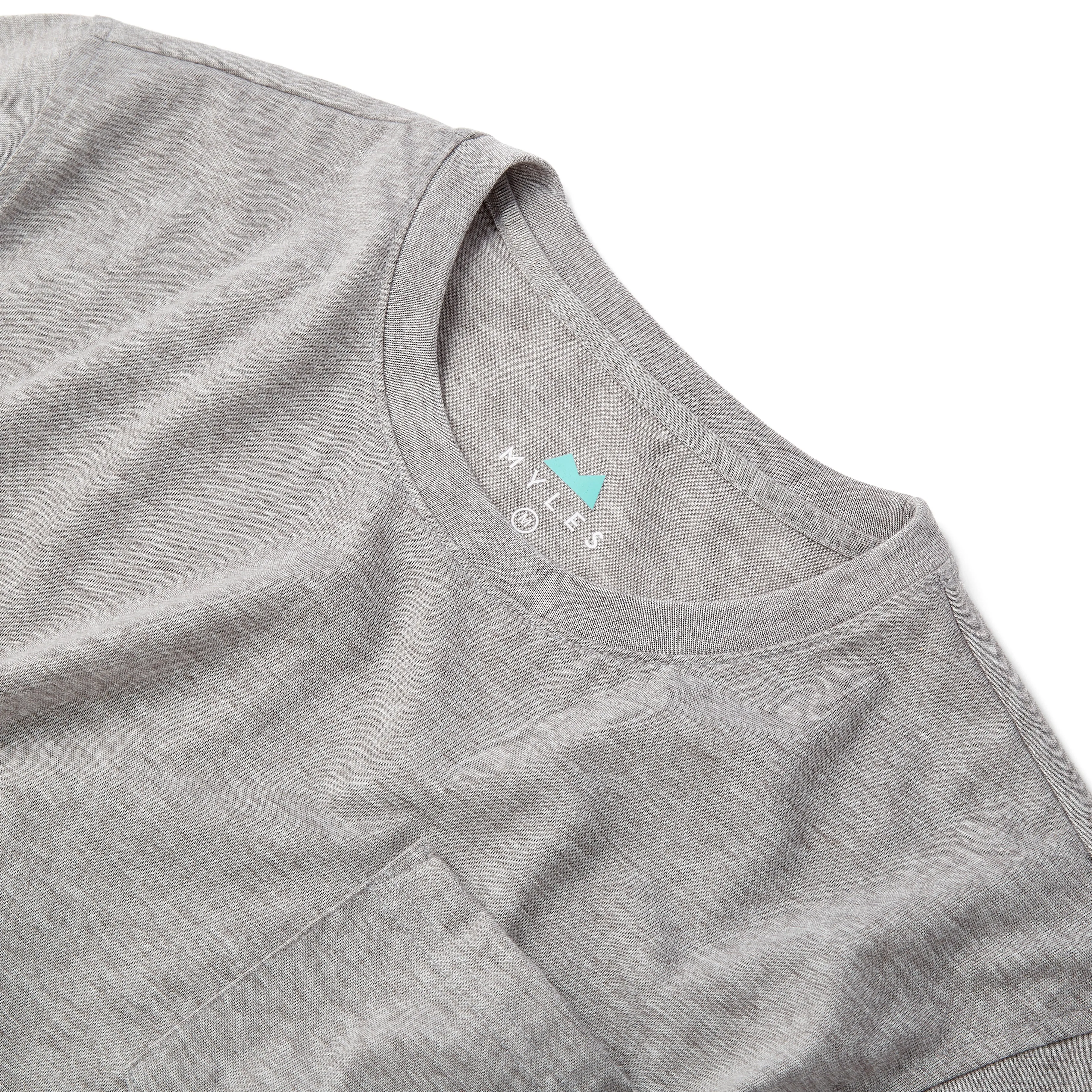 Everyday Tee with Pocket in Heather Gray