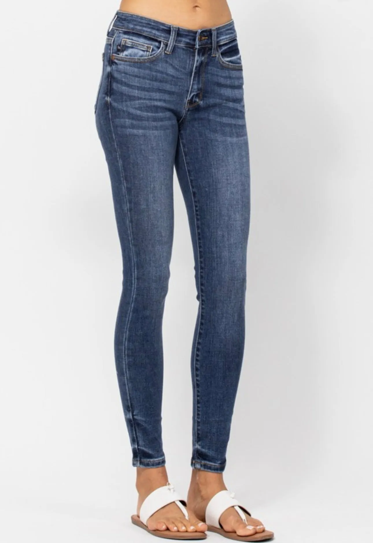 Judy Blue Mid Rise Classic Handsand Skinny Jeans