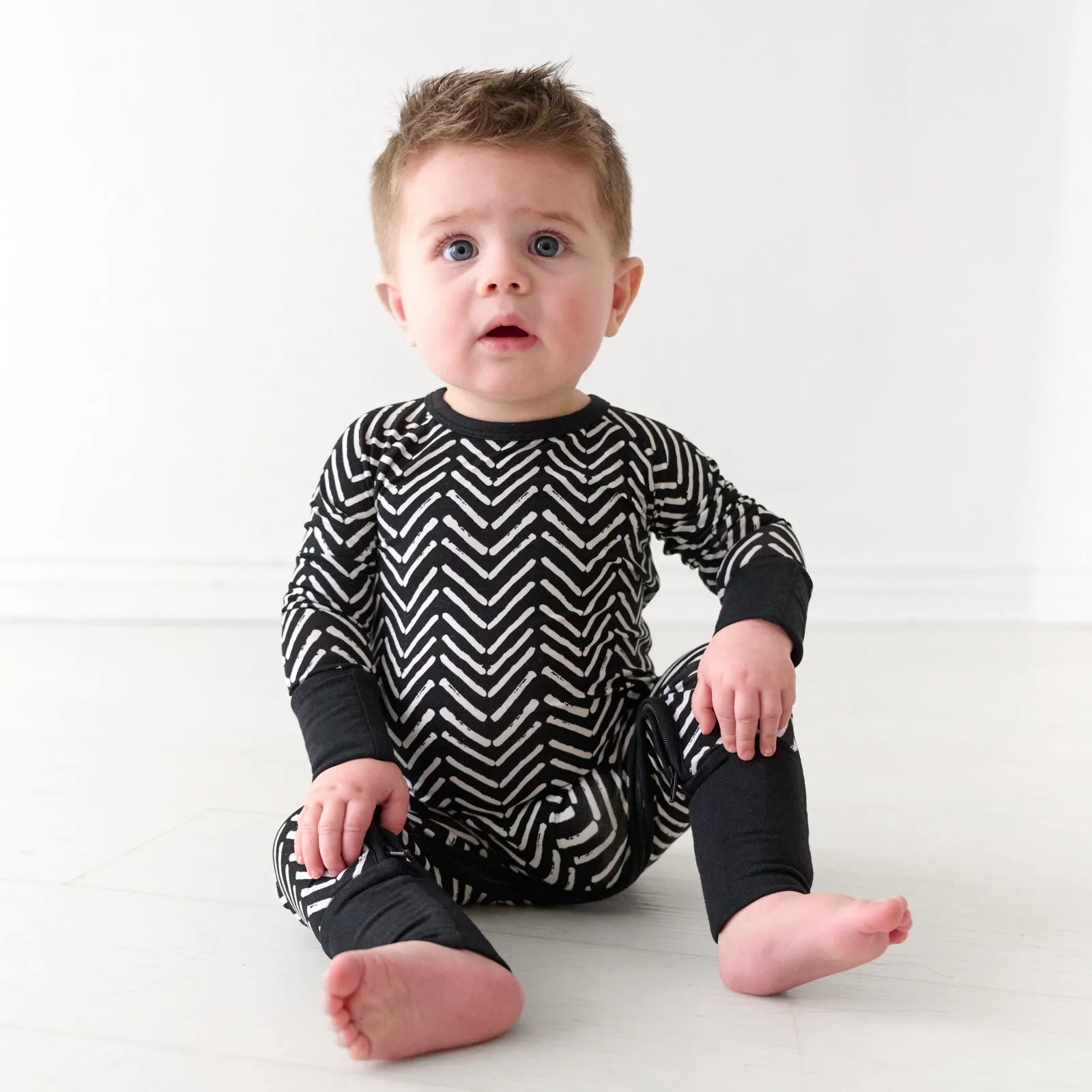 Monochrome Chevron Crescent Zippy