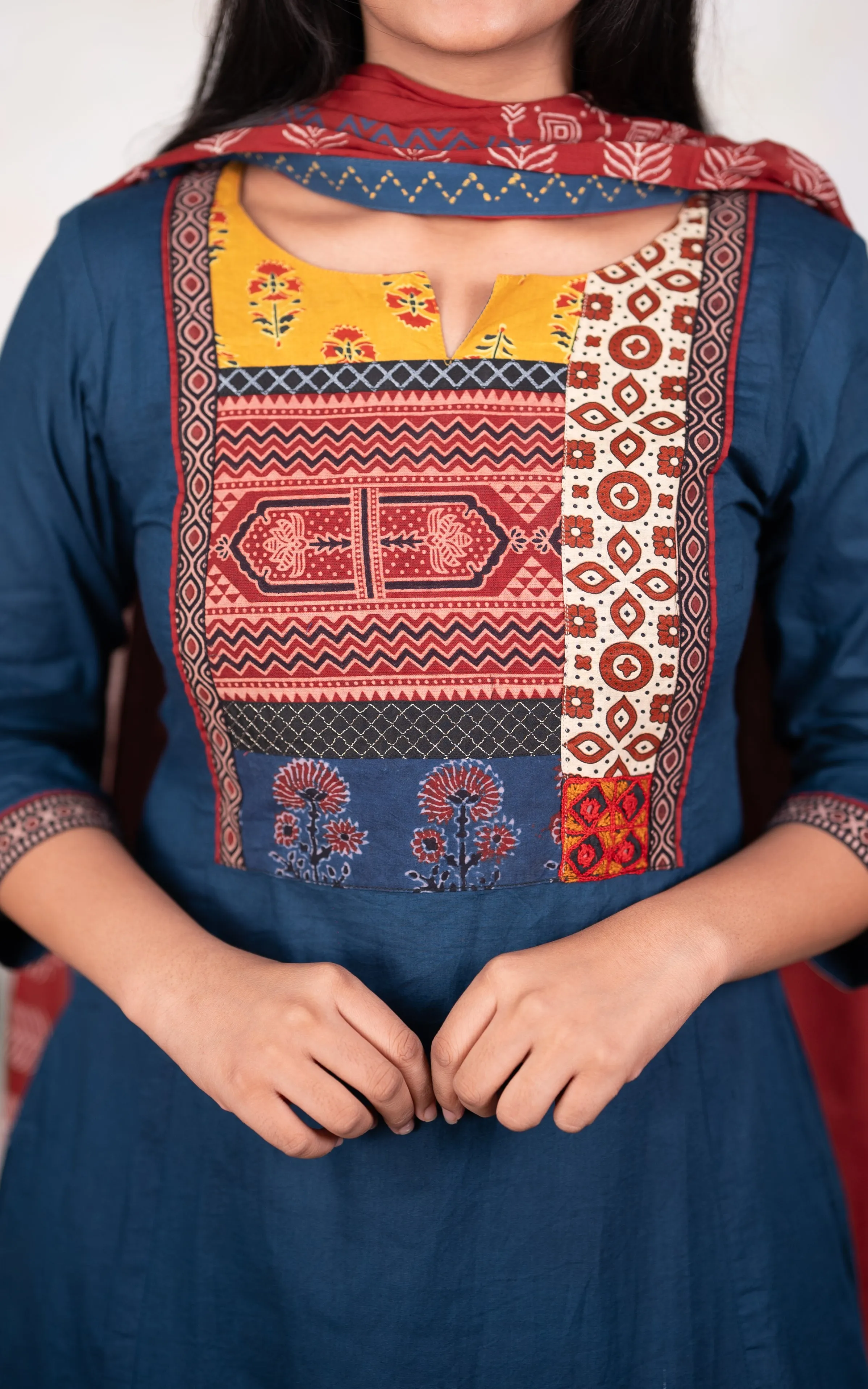 Nithi Blue (Kurti Dupatta)