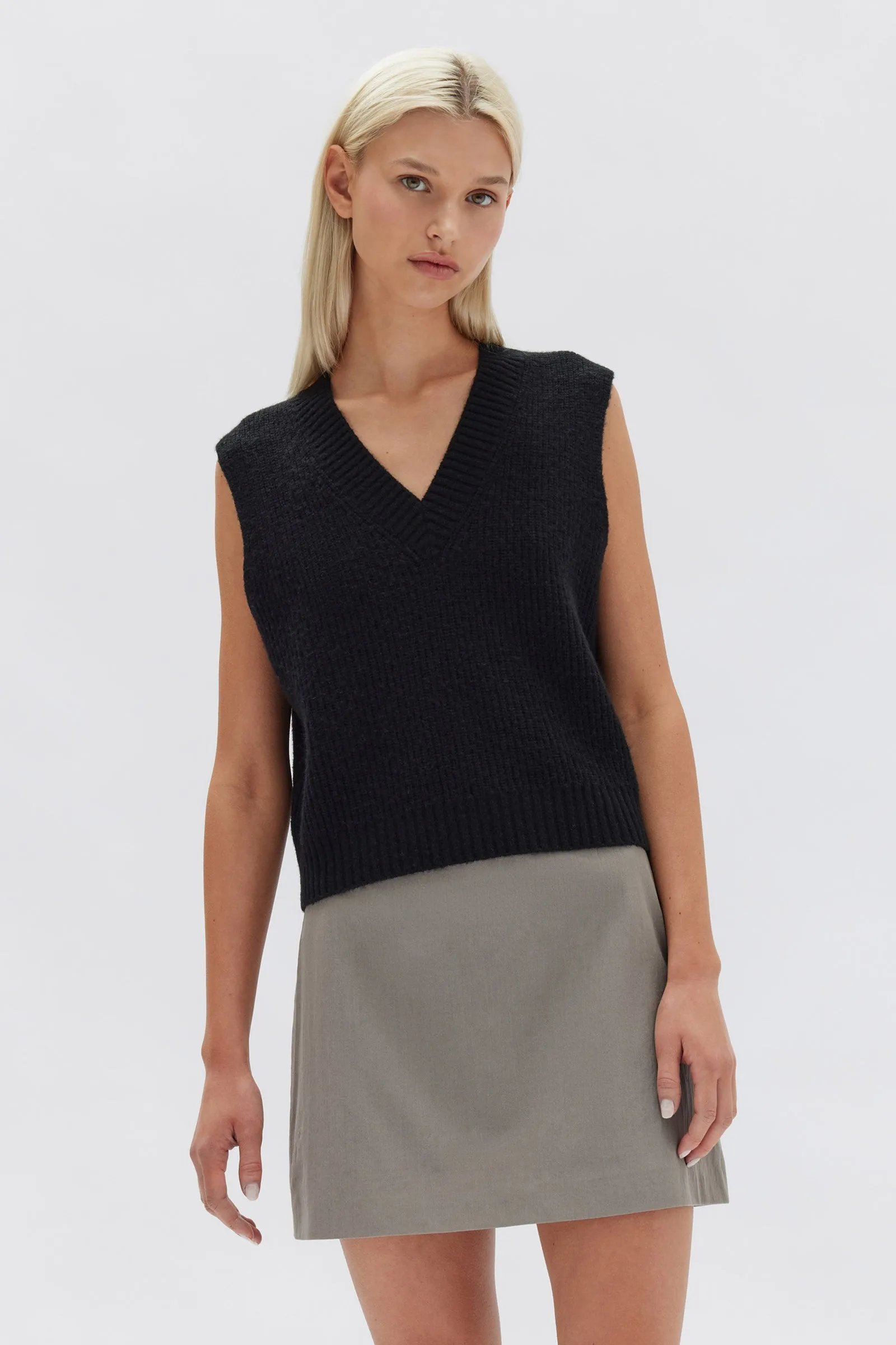 Nova Knit Vest