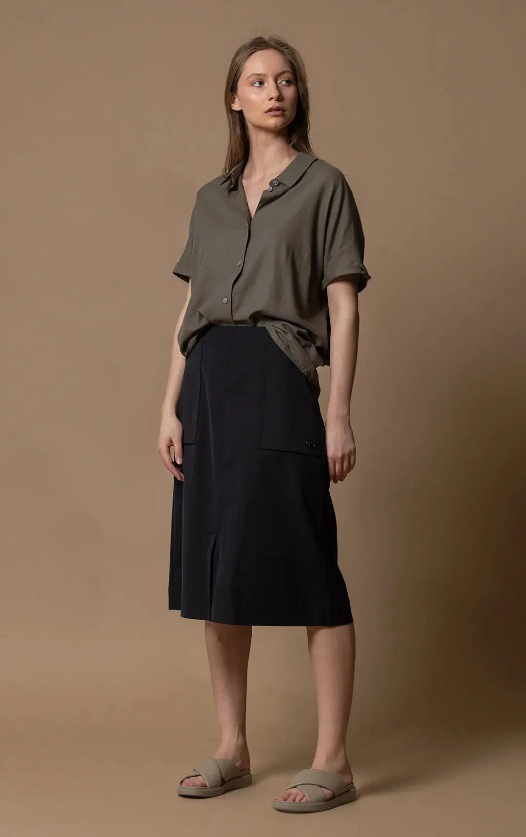 PERFORMANCE TWILL SKIRT