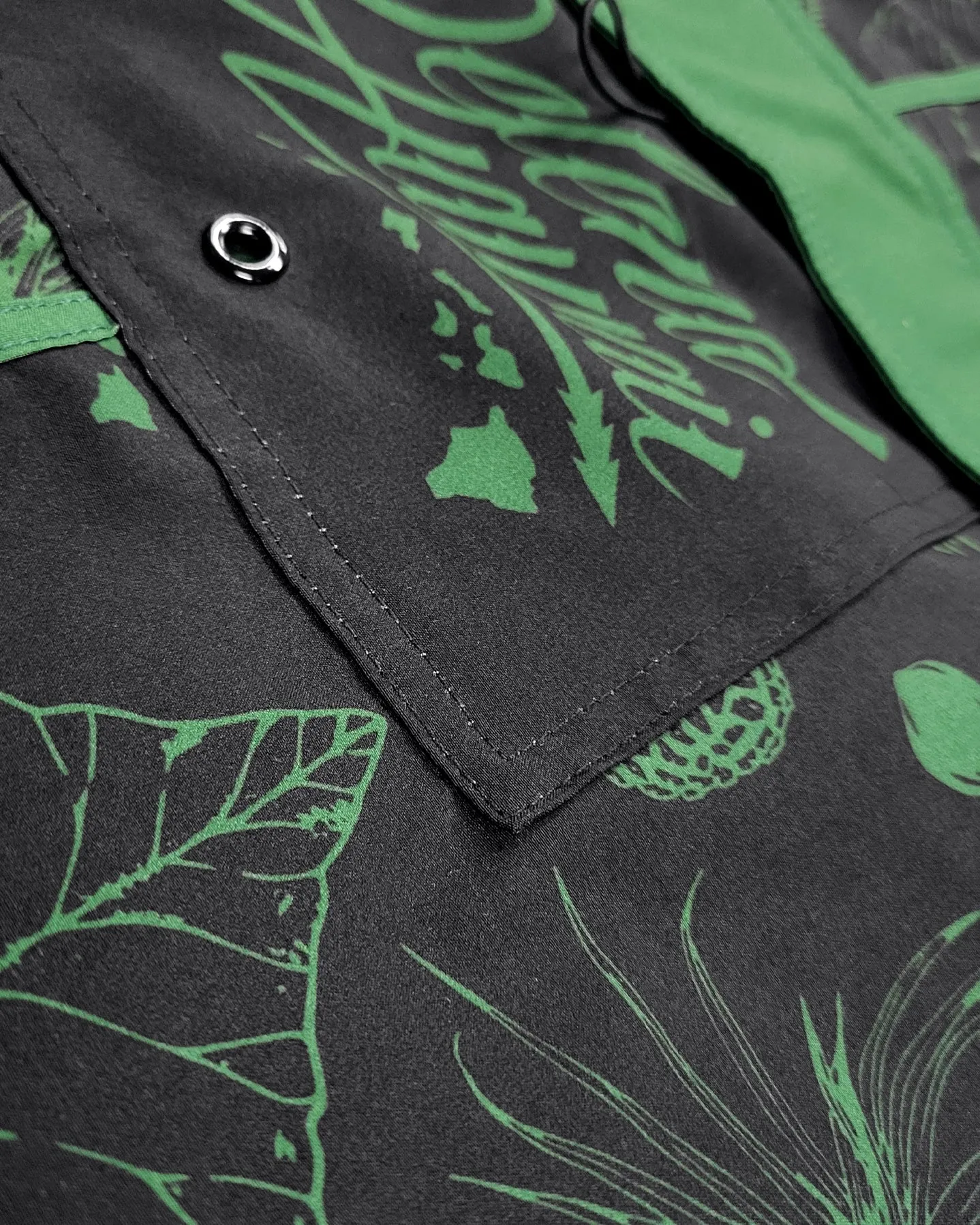 SUST'AINABILITY LA'AU Green Boardshort