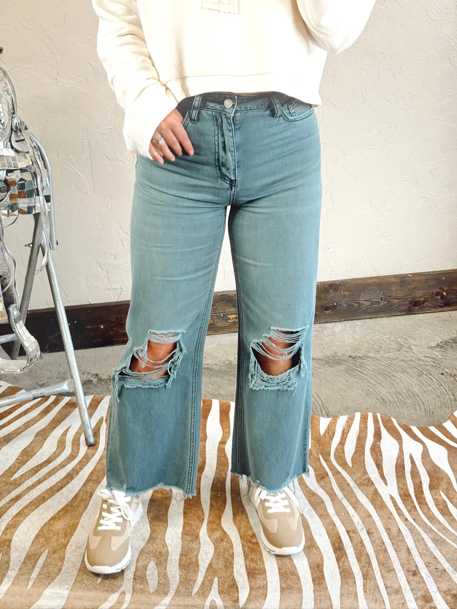 The Leslie Jeans- 25, 26, 27, 30